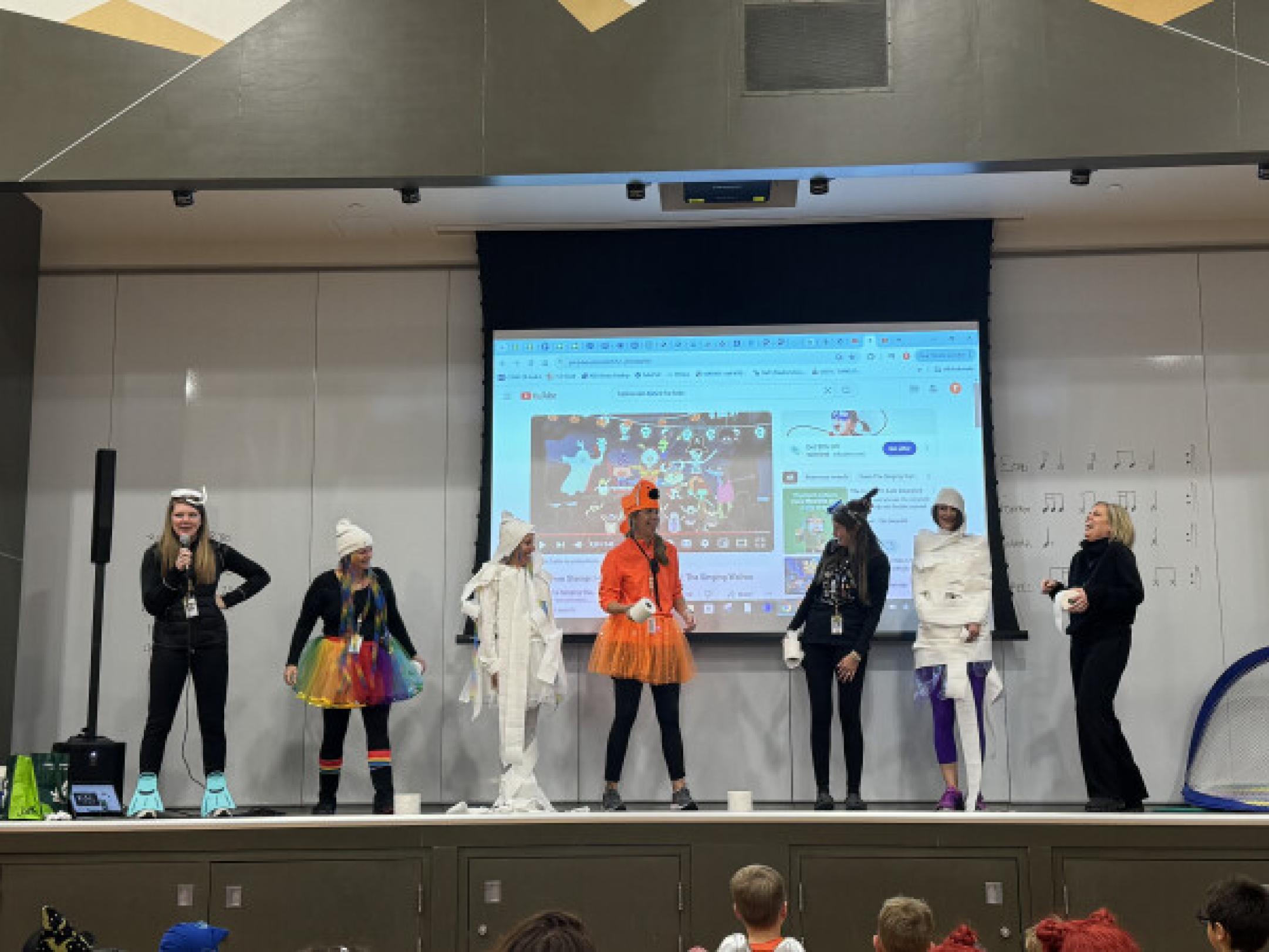 A fun fall party competition